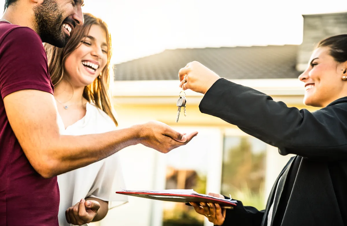 Essential Life Skills for Financial Independence: Practical Advice for Navigating Major Life Decisions